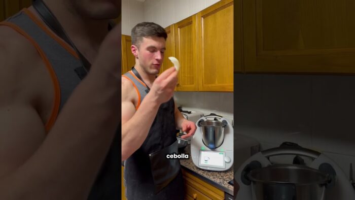 Gazpacho🥫 Si estás interesado en una Thermomix escríbenos😚 #viral #thermomix #recetas #tm6