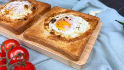 Huevo sobre tostada en freidora de aire: ¡desayuno listo en 7 minutos!