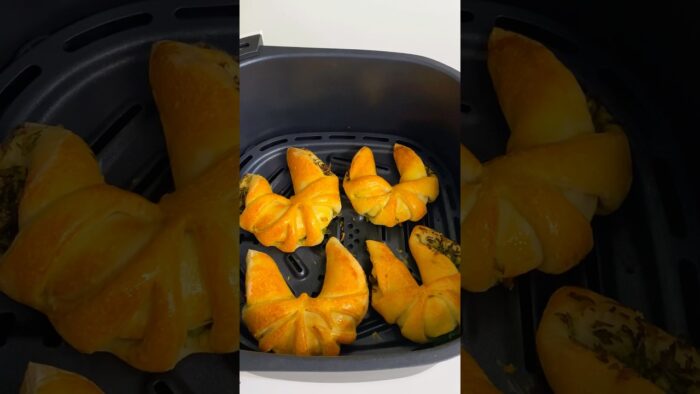 Leek buns in air fryer || best snacks recipe 🤫 #airfryer #shorts