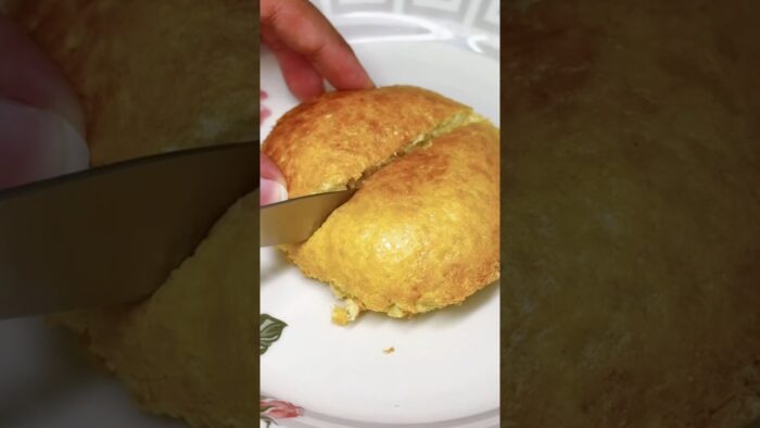 PÃOZINHO DE COCO NA AIR FRYER é a delícia fácil com Sococo que o seu café da manhã está pedindo.