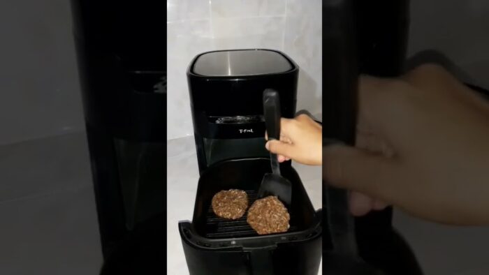 temperatura carne de #hamburguesa en #freidoradeaire #airfryer #shorts
