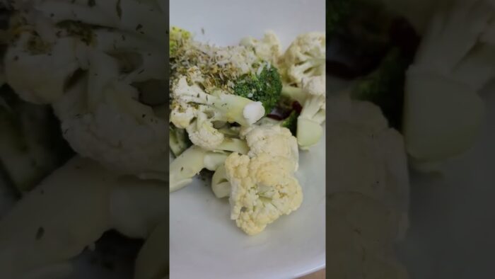 Brassicas assadas na airfryer #food #recipe #vegan #vegetables