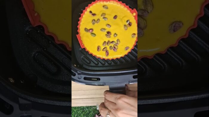 «Easy Mango Cake Recipe»eggless mango cake in air fryer! #shorts #shortvideos #viralvideos #foodie