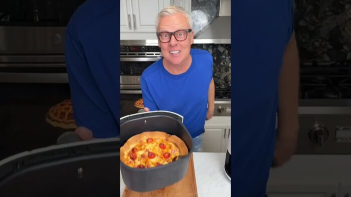 Easy air fryer pizza recipe #airfryer #food #recipe