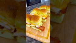 Egg And Bacon Mini Sliders Buns Breakfast Recipe / Air Fry -TGK/S00177