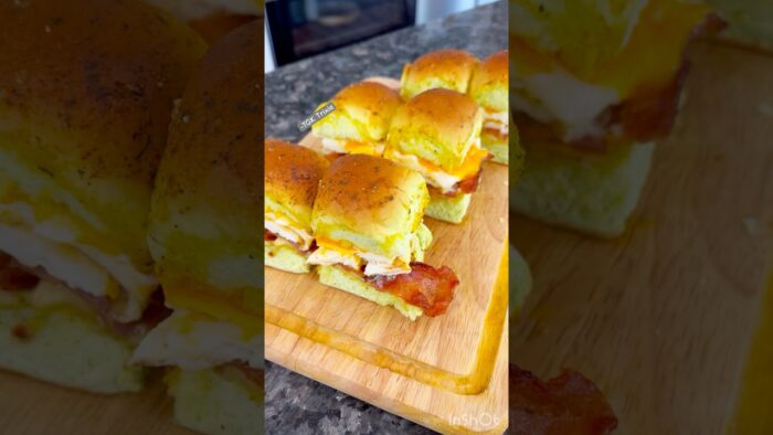 Egg And Bacon Mini Sliders Buns Breakfast Recipe / Air Fry -TGK/S00177