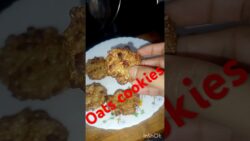 Oats cookies || Air fryer recipe || how to cook oats cookies in air fryer  #ytshorts  #momsonbites