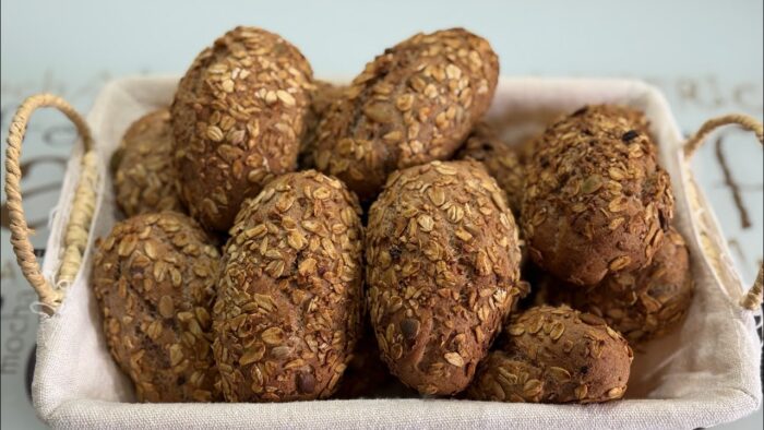 PANECILLOS 🥖 INTEGRALES CON MUESLI Y NUECES CON THERMOMIX 7!!