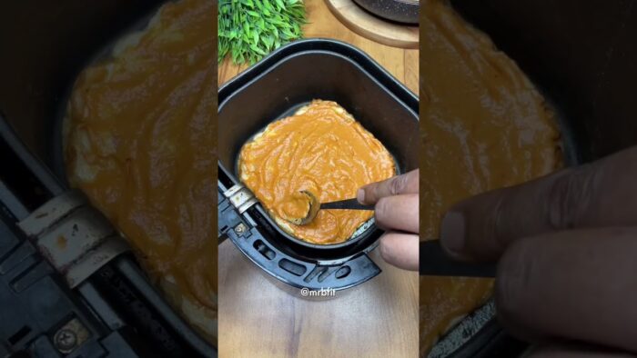 Pizza con base de pollo alta en proteínas en freidora de aire | Receta fácil de pizza baja en car…