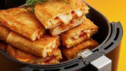 Pizza de pan crujiente para freidora de aire: receta de pan tostado para el desayuno