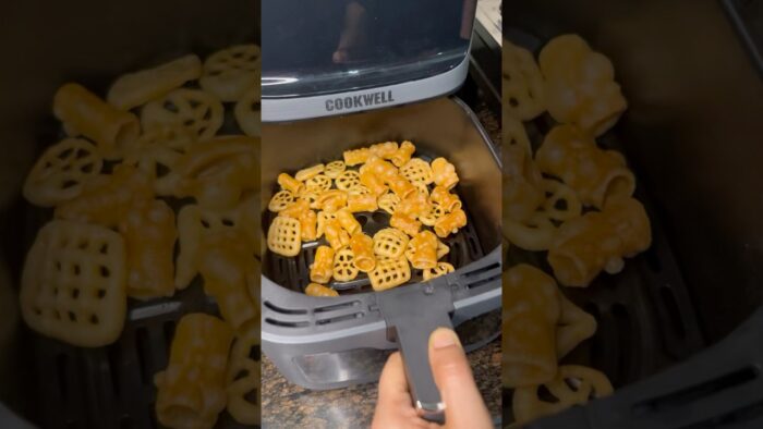 Sirf 1 Boond Tel Mein Banaye Perfect Papad – Air Fryer Trick! #oilfreesnacks #crispypapad #cooking