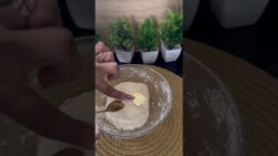 घर पे बनाए सॉफ्ट पाव🥯 #pavrecipe #airfryerrecipes #homemadepavbhaji  #recipe #youtubeshorts #viral
