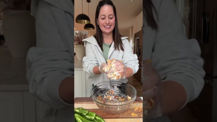 AIR FRYER JALAPEÑO POPPERS 👇🏼 Comment “RECIPE” to get the full recipe sent to your email or DMs!