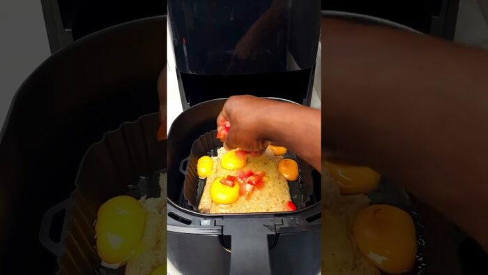 BEST AIR FRYER EGG AND BREAD OMELETTE #shorts #egg #airfryerrecipes