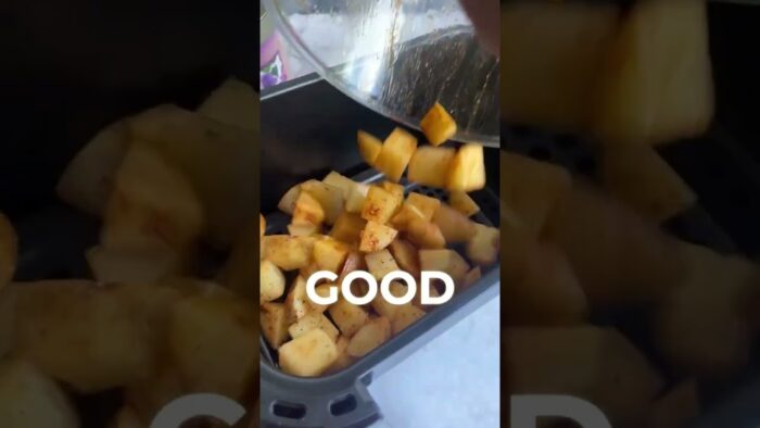 Crispy, golden, and delicious! 🍟🔥 Try my easy air fryer recipe and elevate your snack game! 👌