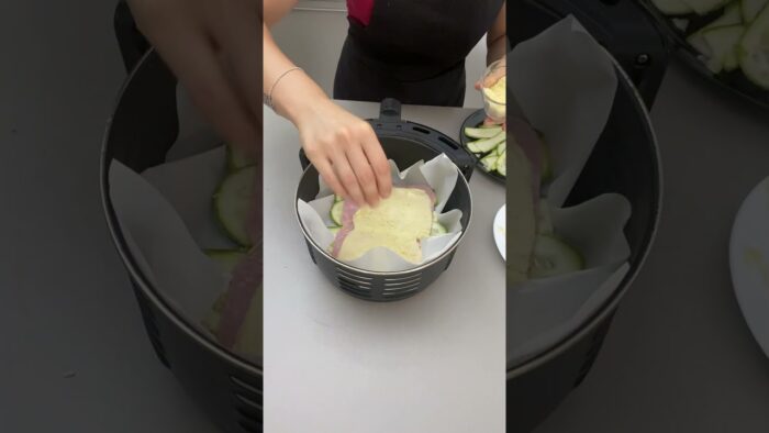 Lasanha de Abobrinha na Air Fryer: Leve, Fácil , Deliciosa e super prática! Você vai amar! #shorts