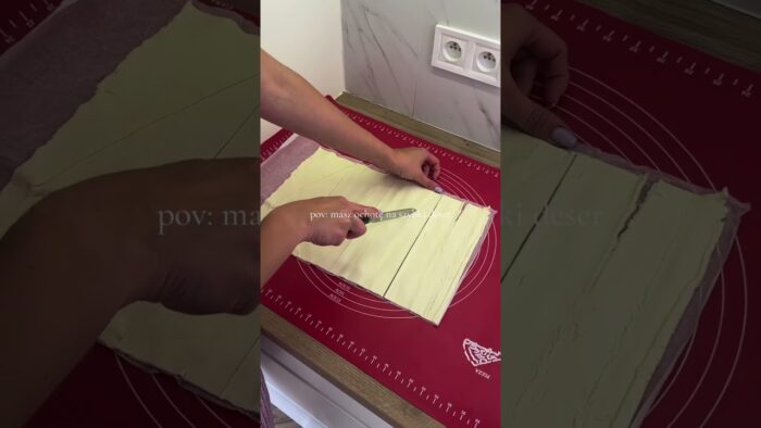 Rogaliki KINDER z ciasta francuskiego 🥐
