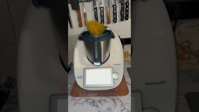Spider-man cooked “Family Chunky Bolognese on Spaghetti” with his Thermomix TM6(Recipe-Healthy Mix2)