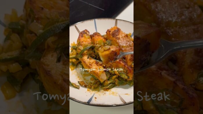 Tomyam Salmon Steak | easy air fryer recipe with onion and okra #cookingtherapy