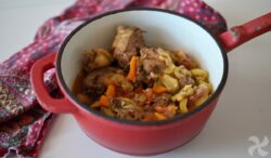 Guiso de pollo con vino tinto