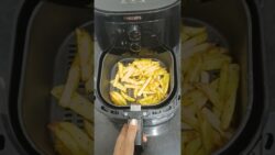 Air fryer Oli free Oil free Masala Fries#shortsfeed #food #airfryercooking#trending#shorts #yt