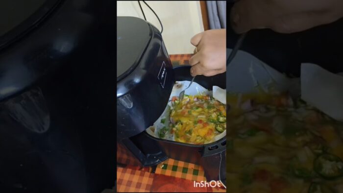 Airfryer Egg Omlet #viral #omlet #trending #youtubeshorts #recipe #viralvideo #cooking #viralplzz