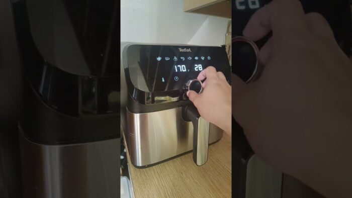 Airfryer easy recipe. Homemade food experiment..