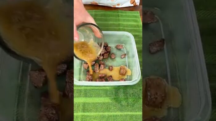 Bocados de bistec con mantequilla de ajo en freidora de aire | Receta fácil de bistec en 10 minutos