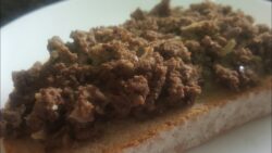 Cebolla confitada con morcilla en Thermomix