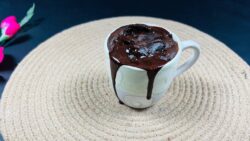 Chocolate lava Cupcake air fryer.#chocolate #trending #trendingvideo #baker #egglesscake #recipe