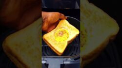 DELICIOUSLY Air Fryer Egg on Toast #shorts #breakfast #airfryer