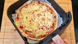 Easy Air Fryer Pizza! So Amazing and Tasty!