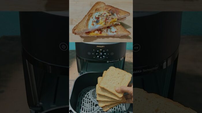 Egg Toast Recipe in Air Fryer 🍳🍞 | 10 Minute Healthy Breakfast! #short #trending #airfryer