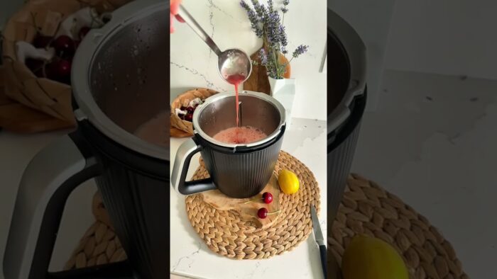 Limonada de cerezas con thermomix
