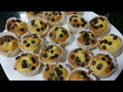 Magdalenas de naranja con pepitas de chocolate#thermomix