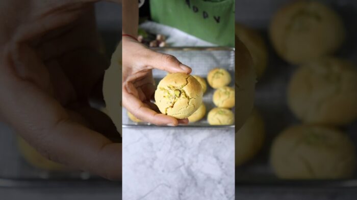 Pista Nankhatai in Air Fryer | Melt in Mouth Indian Biscuits #recipe #food #cooking #shorts