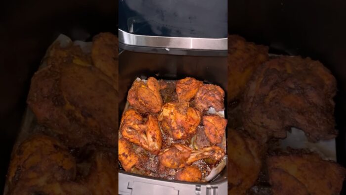 ഒട്ടും എണ്ണയില്ലാതെ air fryer chicken fry🍗😋 No oil Chicken fry😋😍 #airfryer #chickenfry #shorts