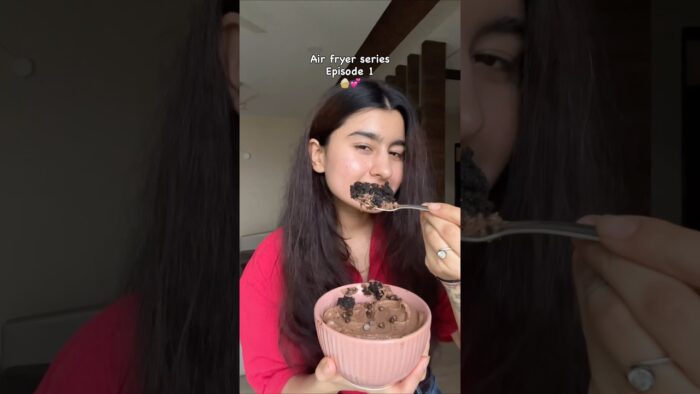 3-Ingredient Oreo Cake in Air Fryer 🍪 | Easy No-Oven Recipe | Air Fryer Series Ep.1 |#shorts