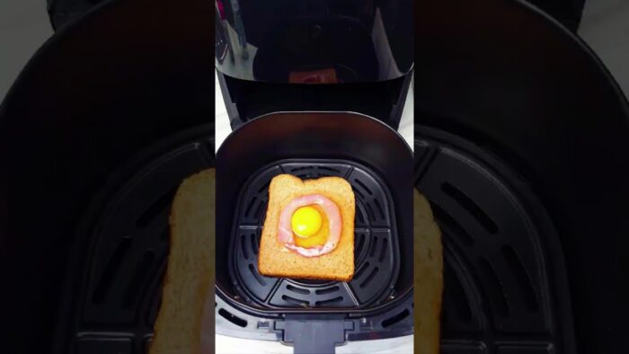 BEST Air Fryer Bacon Egg Toast #airfryer #airfryerrecipes #shorts