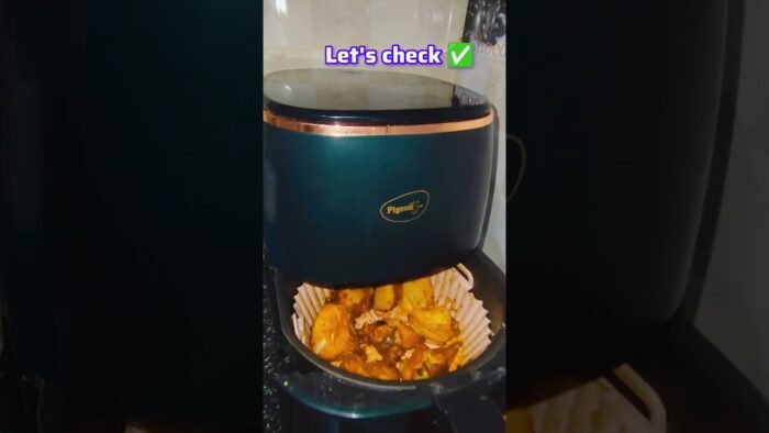 Chicken fry in Airfryer !! Zero oil recipe 🍽️ #chickenfry #airfryerchicken  #youtubeshorts