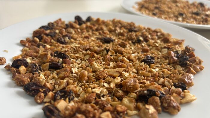 Cómo hacer la GRANOLA CASERA perfecta (Mi receta FÁCIL en freidora de aire)