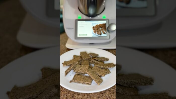 Galletitas saladas de proteína y semillas en #thermomix #thermoniquex
