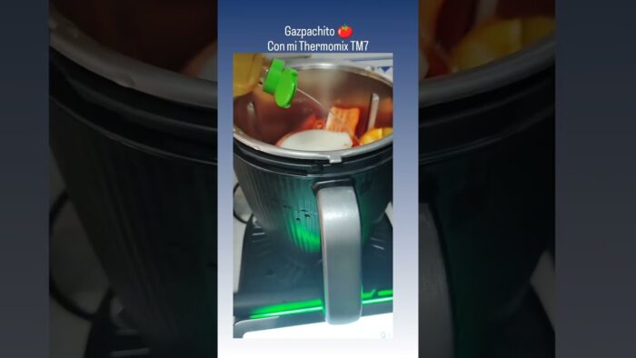 Gazpacho Fresco en Thermomix TM7 🍅🥒#Gazpacho #ThermomixTM7 #RecetasFaciles #CocinaCasera
