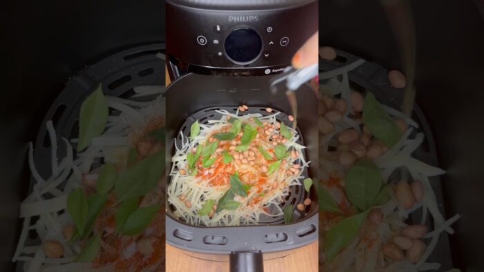 High Protein «Aloo Lachha Sev» Recipe in Air Fryer 👌#shorts #viral #trending #youtubeshorts
