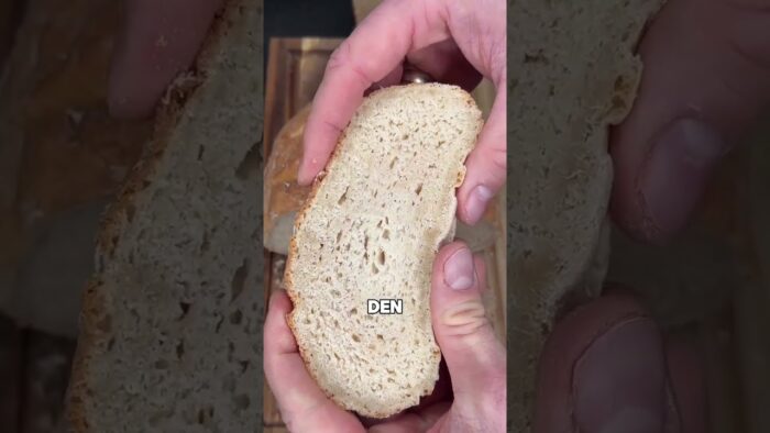 High Protein Brot mit nur 3 Zutaten und 86g  Eiweiß 💪🏼