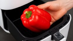 I Put a Bell Pepper in the Air Fryer – You NEED to Try This Incredible Recipe.