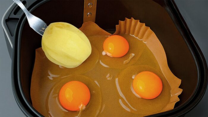 Put 1 Potato & 1 Egg in the Air Fryer and Magic Happens! Quick Breakfast Recipe!