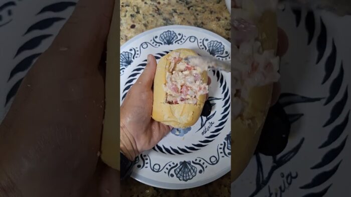 Receita – Lanche de Pão Amanhecido na Air Fryer 🥖🧀🍅🧅