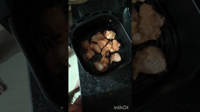 #chickenfry #recipe #food #cooking #quickrecipe #chicken #lessoil #tasty#airfryer#forkids