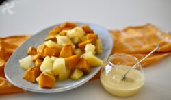 Patatas y calabaza al vapor con salsa de cebolla